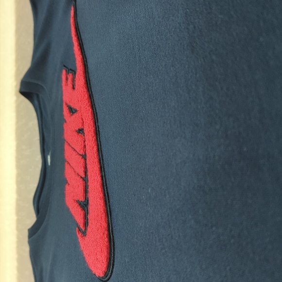 Nike Premium T-Shirt - Picture 3 of 4